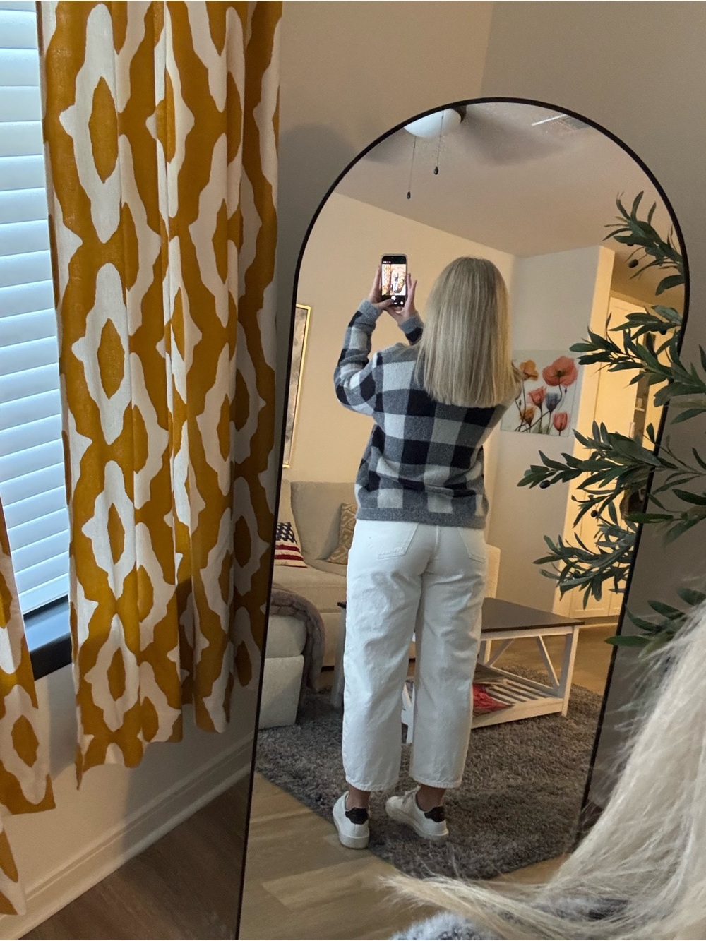 Alya Black & White Buffalo Plaid Crewneck Sweater - Picture 2 of 3
